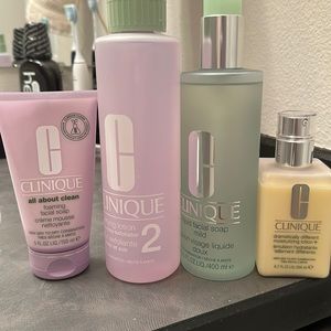 Clinique set, never used!